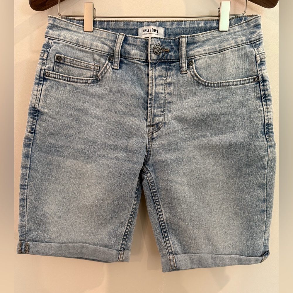 ONLY & SONS Denim Shorts – Light Wash | Men’s Medium | Never Worn